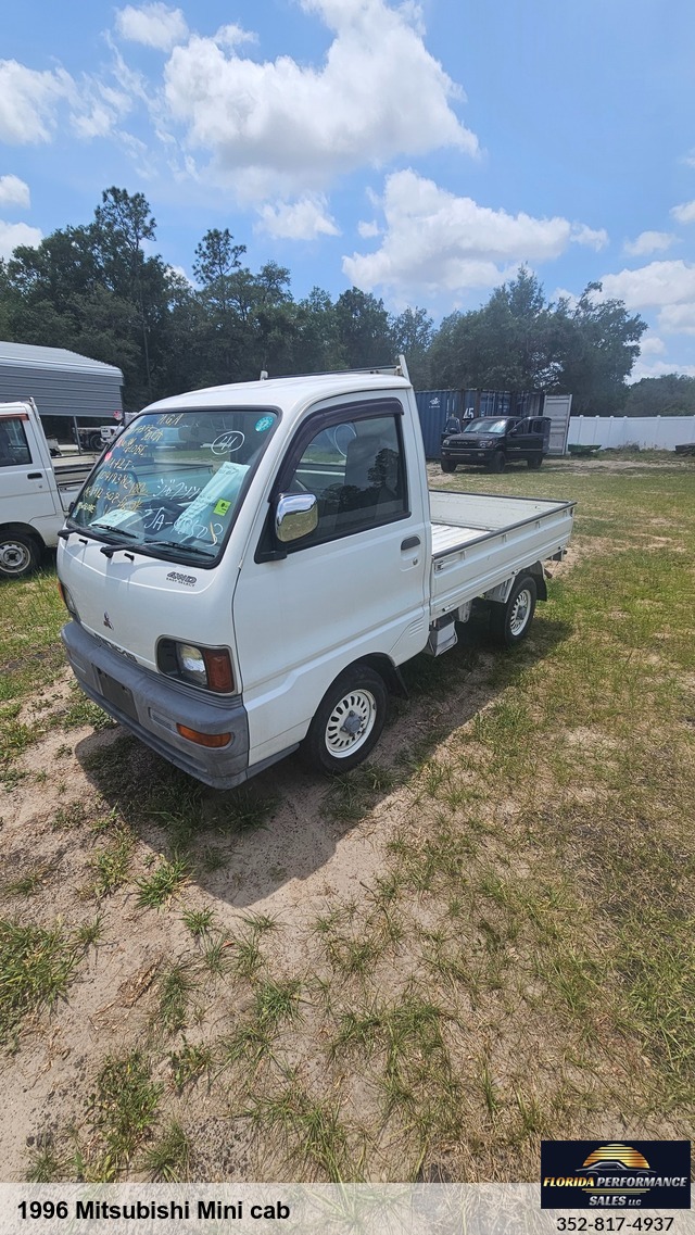 1996 Mitsubishi Mini cab Truck