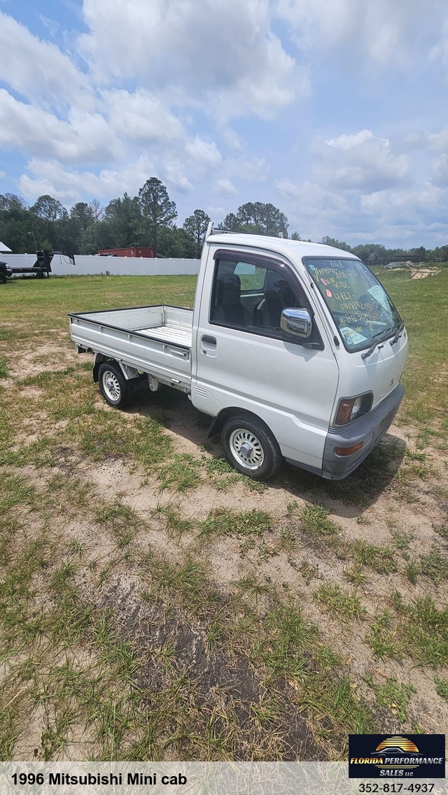 1996 Mitsubishi Mini cab Truck