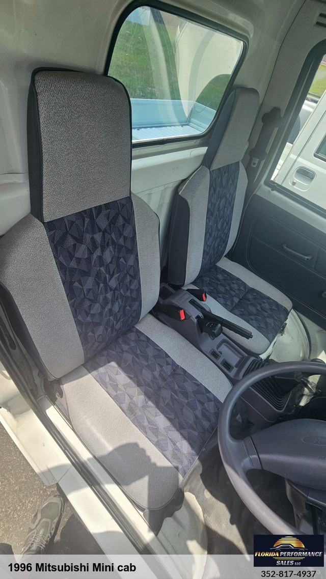 1996 Mitsubishi Mini cab